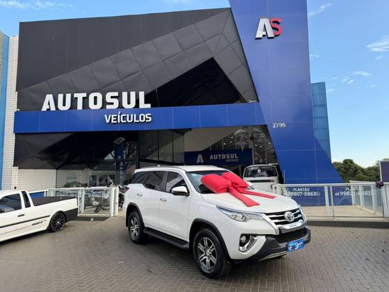 TOYOTA HILUX SW4 2.7 SRV 7 LUGARES 4X2 16V FLEX 4P AUTOMÁTICO TOYOTA HILUX SW4 2.7 SRV 7 LUGARES 4X2 16V FLEX 4P AUTOMÁTICO